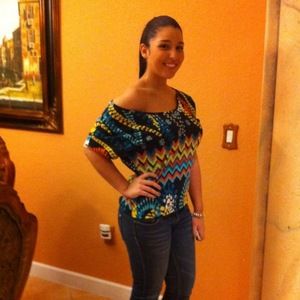 Meet your Posher, Lisandra